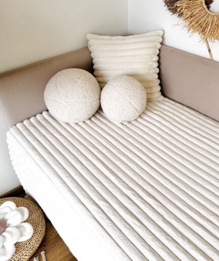 Lovos užklotas CLOUD