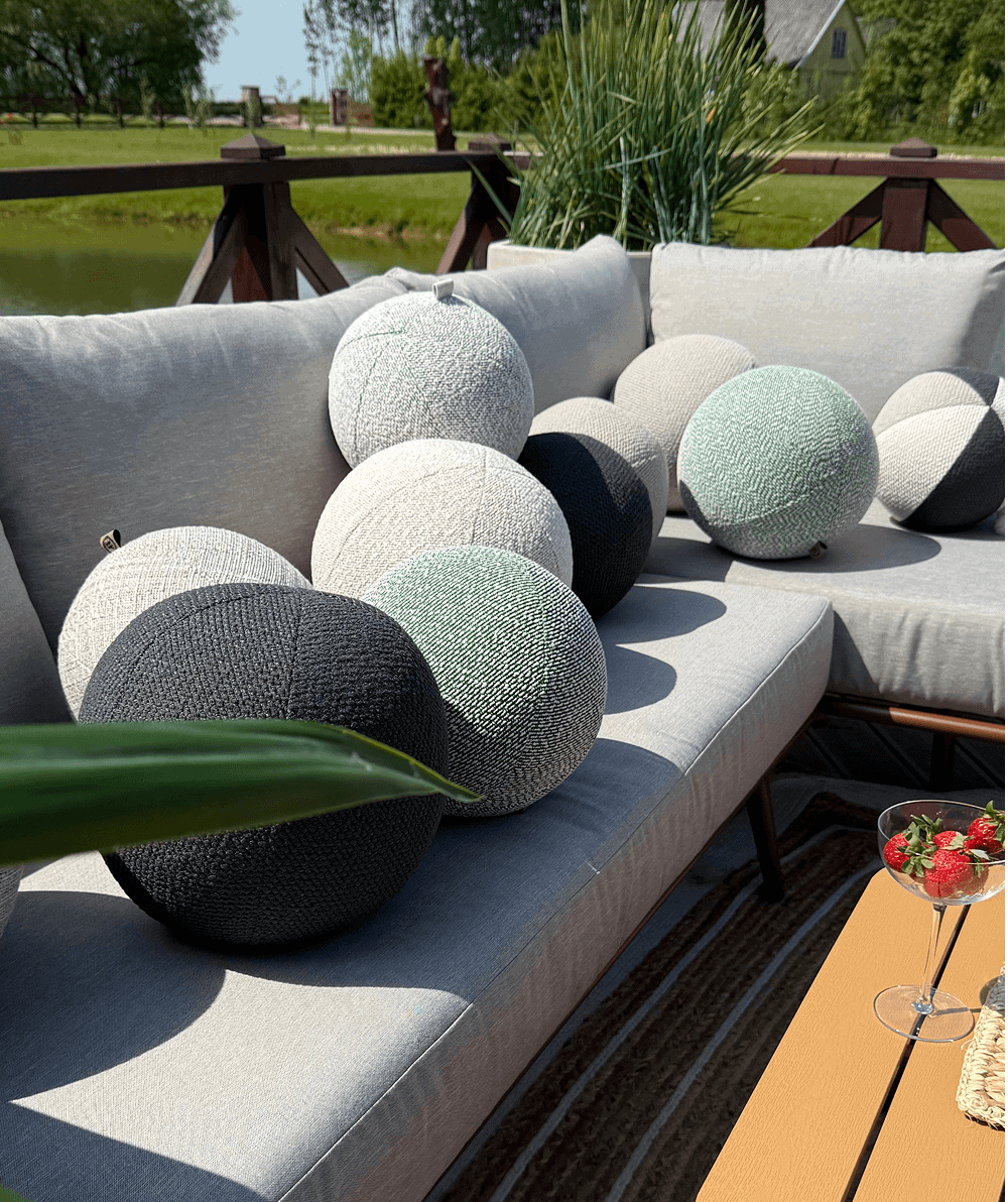 Lauko pagalvė – kamuolys WATER 5