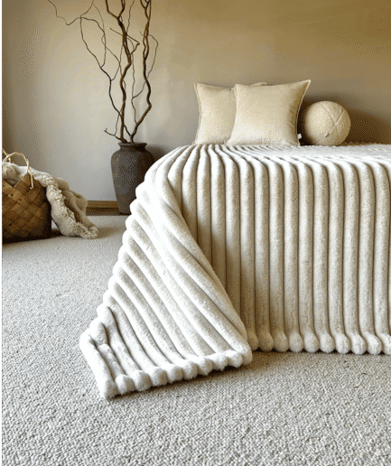 Lovos užklotas CLOUD