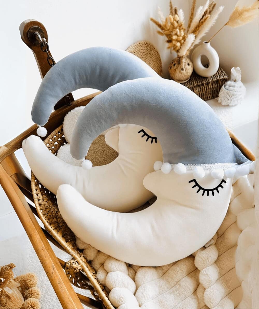 Mėnulis su nosim ir kepure GLOW 5 (1)